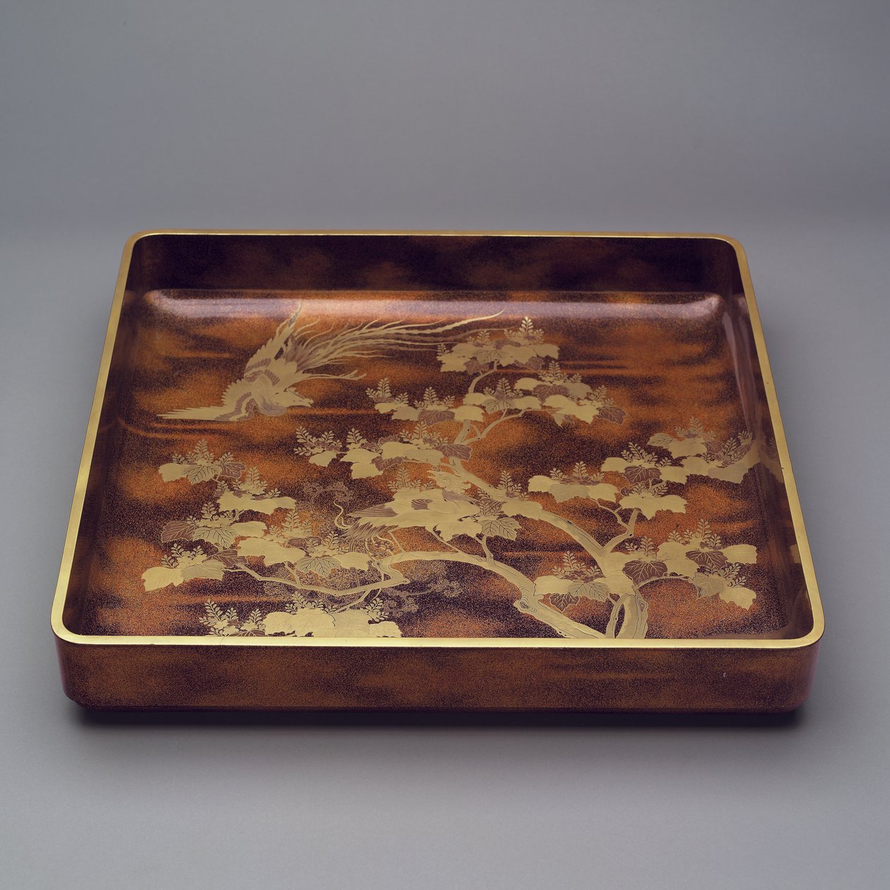 Taca kimono, 1868-1912 (lakierowane drewno) autorstwa Japanese School