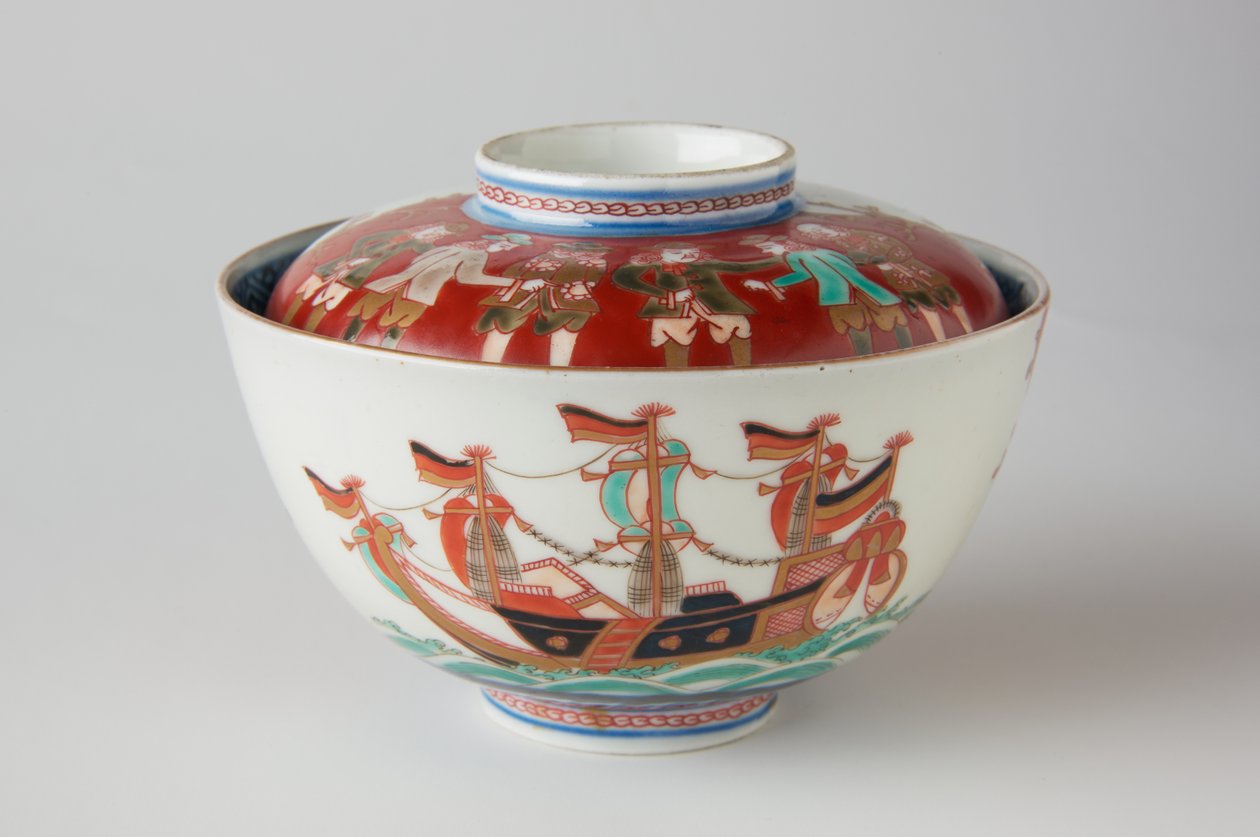 Miska i pokrywka na ryż, prawdopodobnie XIX wiek (naczynie Ko-Imari, porcelana z niebieską emalią underglaze i overglaze) autorstwa Japanese School