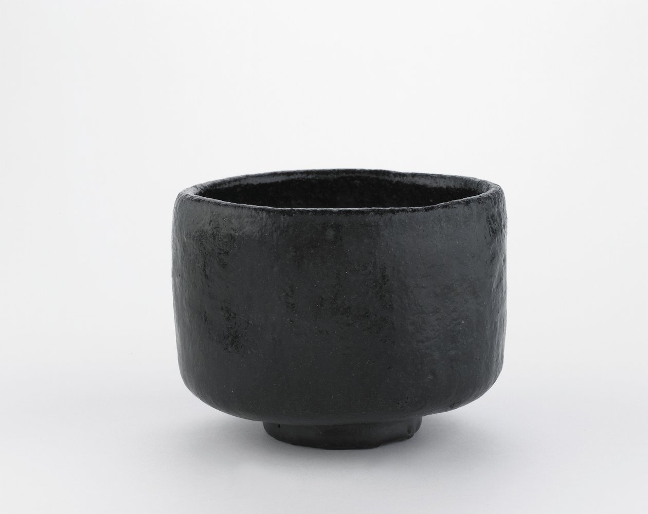 Miseczka do herbaty, Kioto, okres Edo (ceramiczna) autorstwa Japanese School