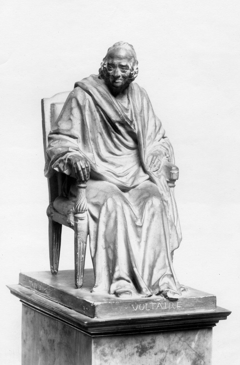 Siedząca postać Woltera autorstwa Jean-Antoine Houdon