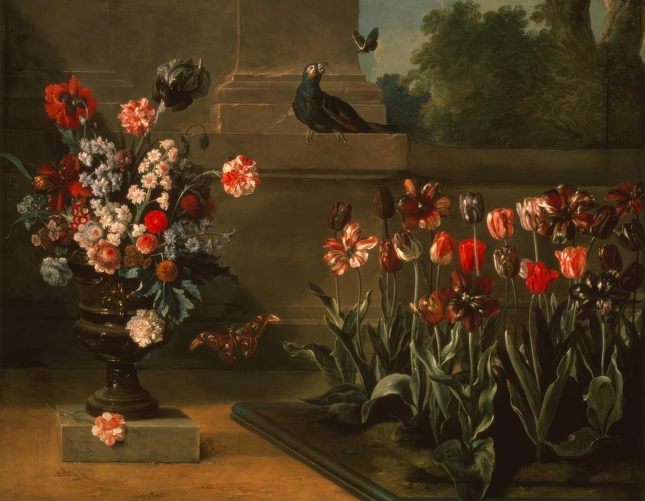 Łóżko tulipanowe i wazon na kwiaty u podnóża ściany autorstwa Jean Baptiste Oudry