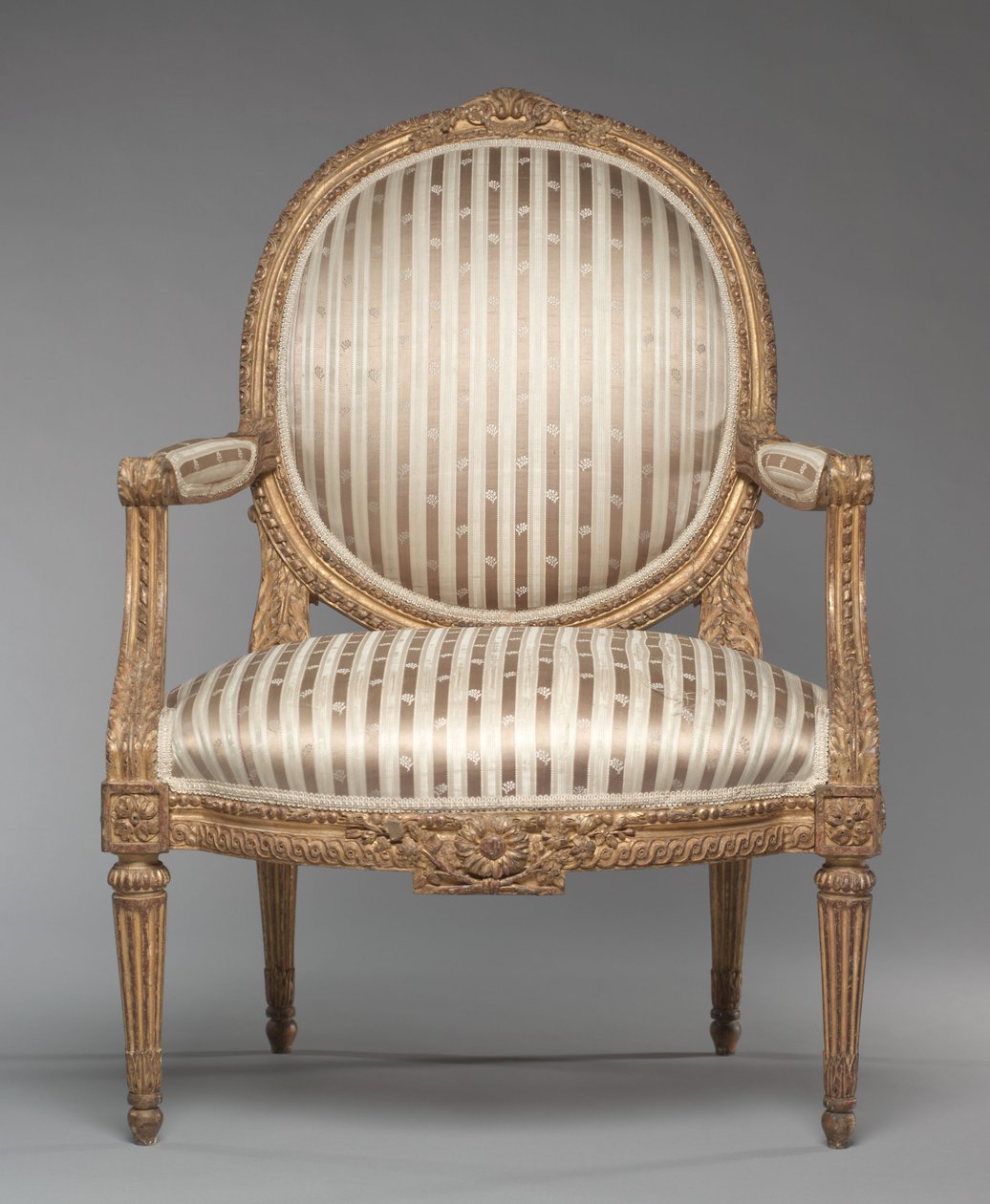 Fotel (Fauteuil), ok.1765 (drewno rzeźbione i złocone) autorstwa Jean Baptiste Tilliard