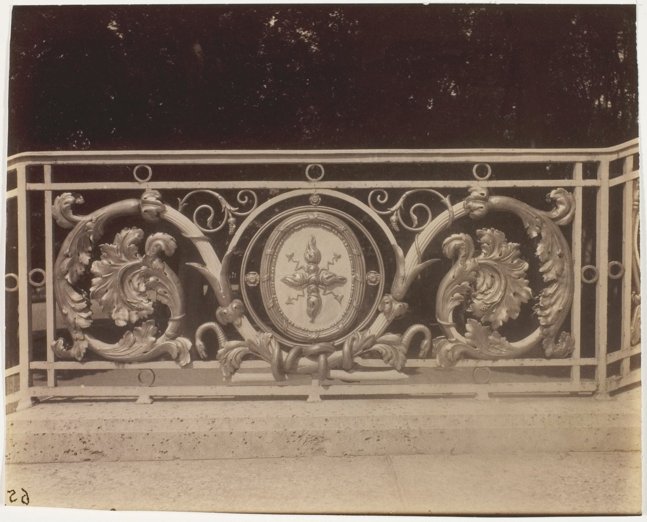 Wersal, Grand Trianon autorstwa Jean Eugène Auguste Atget
