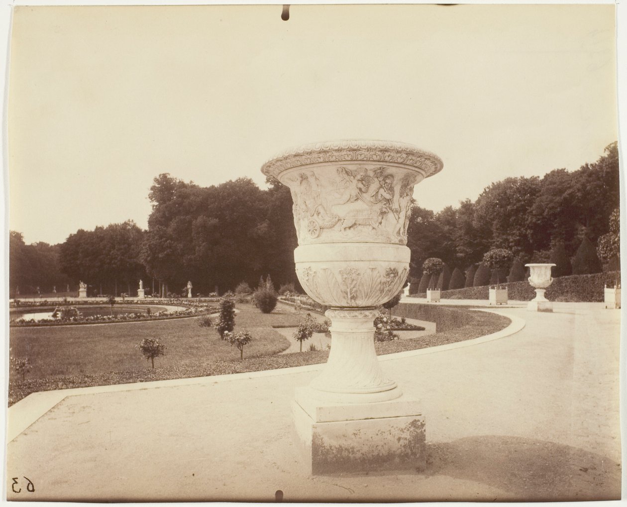 Wersal, wazon Cornu autorstwa Jean Eugène Auguste Atget