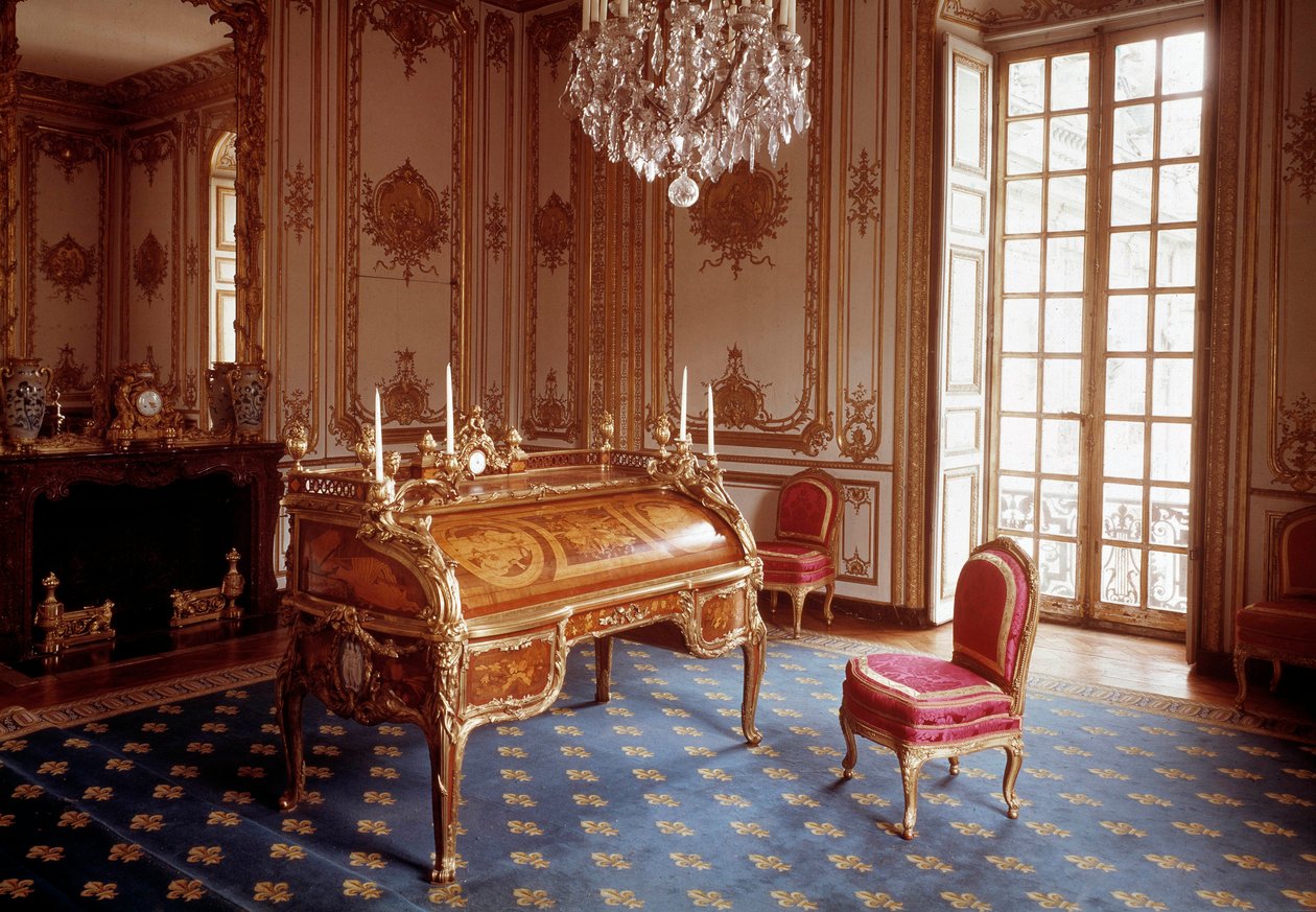 Styl Ludwika XV: gabinet z cylindrami gabinetu wewnętrznego Ludwika XV zrealizowany przez Jeana Francois Oebena (1720-1763) i Jeana Henri Riesenera (1734-1806) 1760-1769 Versailles, musee du chateau autorstwa Jean Francois Oeben