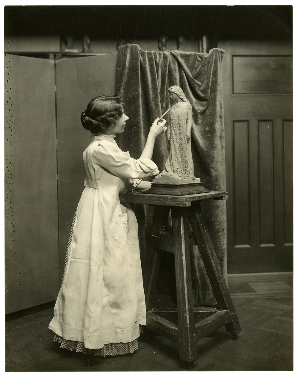 Bessie Potter Vonoh, ok. 1905-40 (zdjęcie żelatynowo-srebrowe) autorstwa Jessie Tarbox Beals