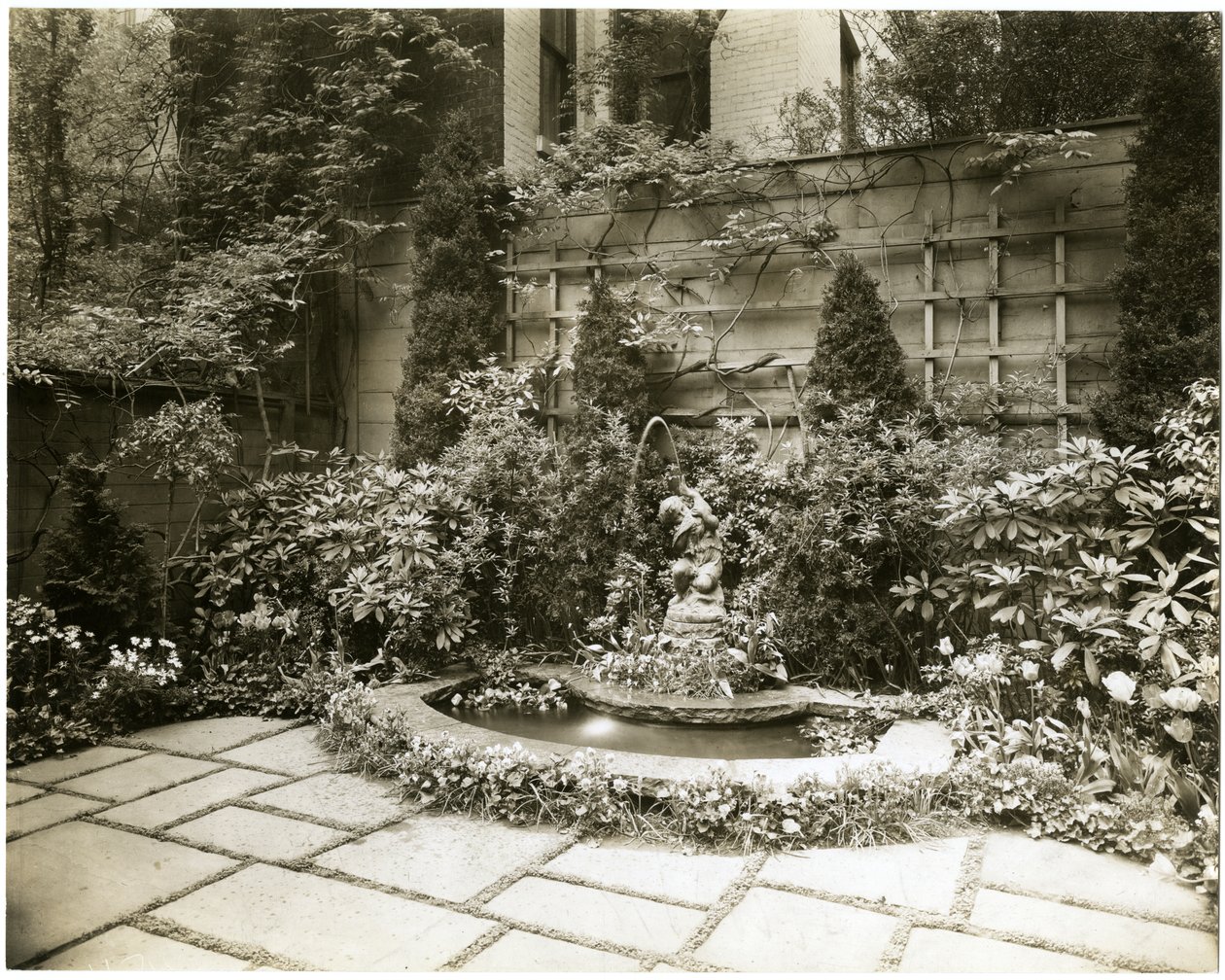 Mr & Mrs John Morgan, 39 W 11 St, Greenwich Village, Nowy Jork, USA, ok.1939-40 (zdjęcie żelatynowo-srebrowe) autorstwa Jessie Tarbox Beals
