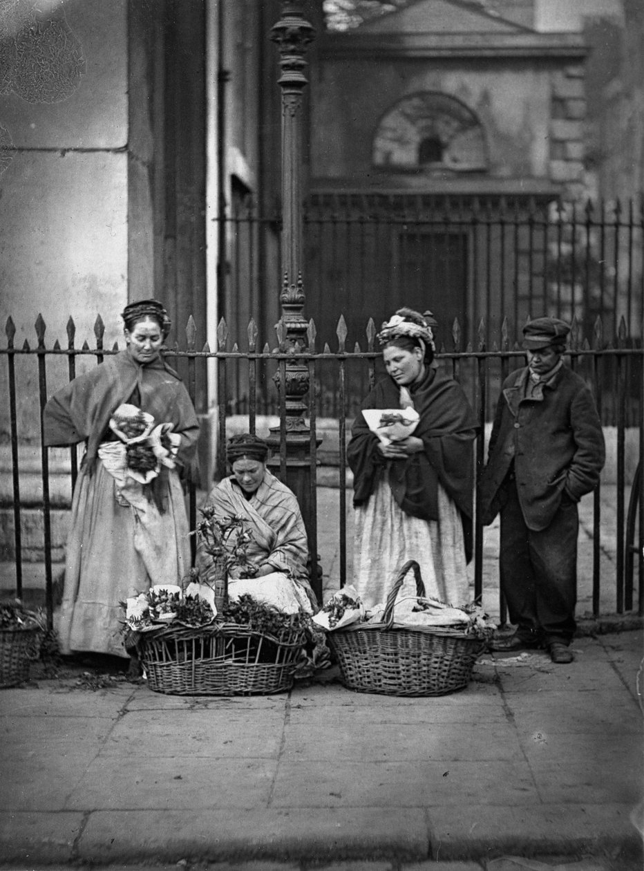 Covent Garden Flower Women, z „Street Life in London”, 1877-78 (woodburytype) autorstwa John Thomson