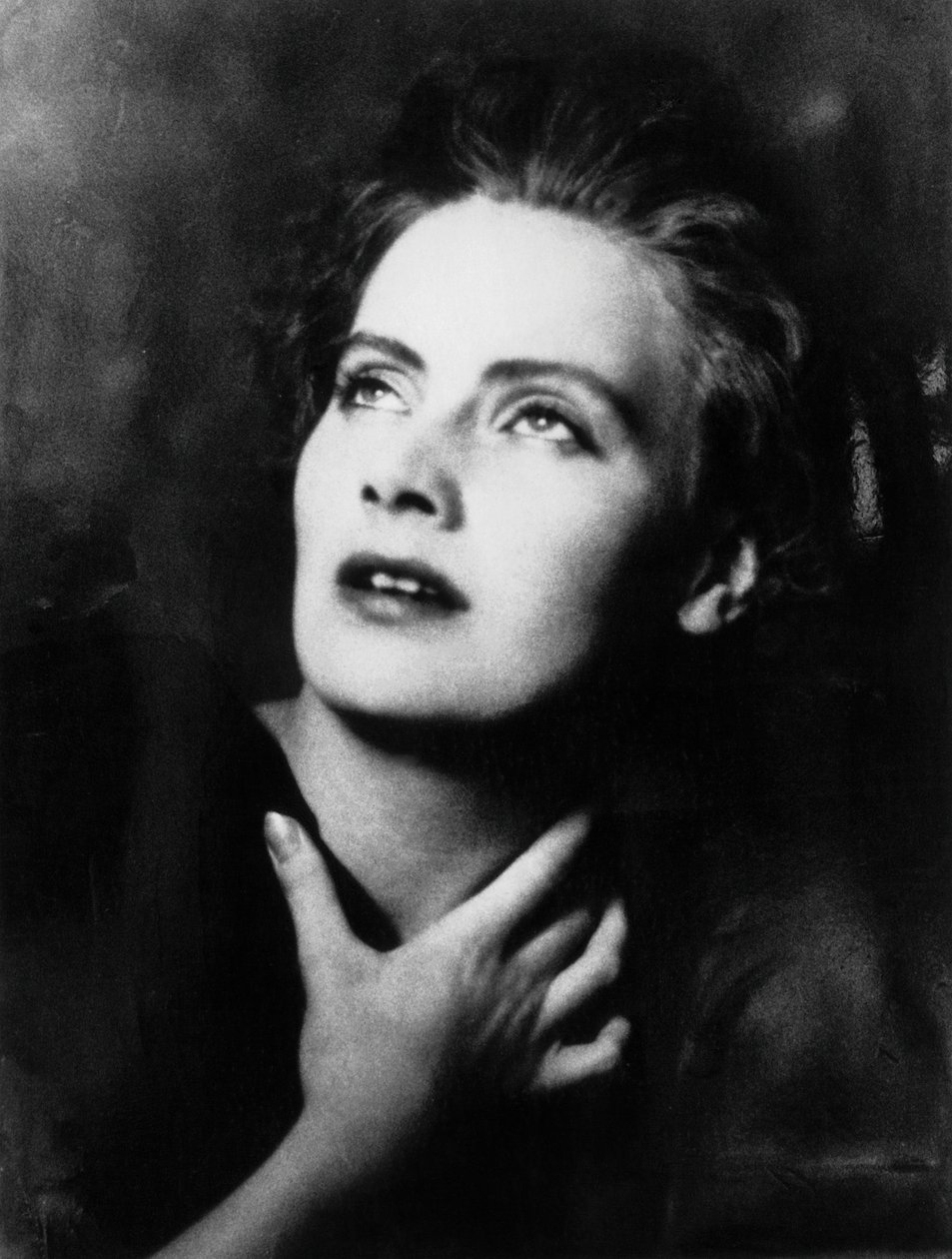 Portret Grety Garbo, pseudonim artystyczny Grety Lovisa Gustafsson (1905-1990), szwedzkiej aktorki, fot. Arnold Genthe (1869-1942) z 1925 r., odbitka z soli srebrnej autorstwa Walter Charles Mills