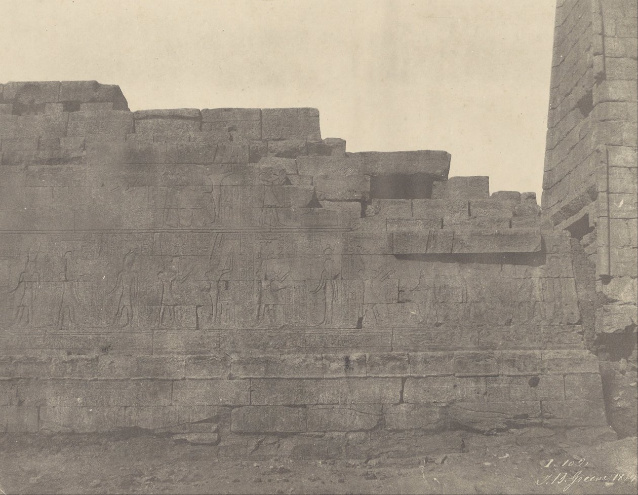 Karnak, świątynia na południe od sali hipostylowej, południowa ściana (zewnętrzna ściana) autorstwa John Beasly Greene