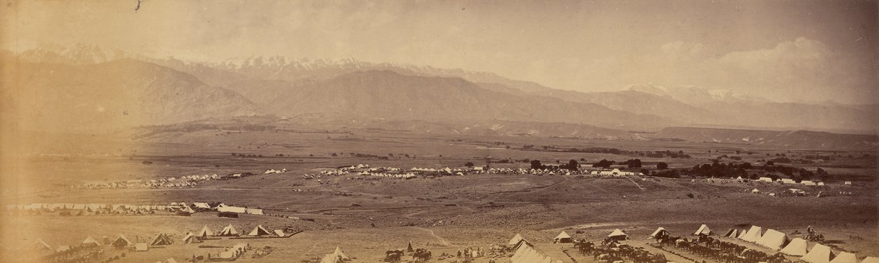 Panorama Safed Sang Camp z 51. obozu, Safed Koh w oddali autorstwa John Burke
