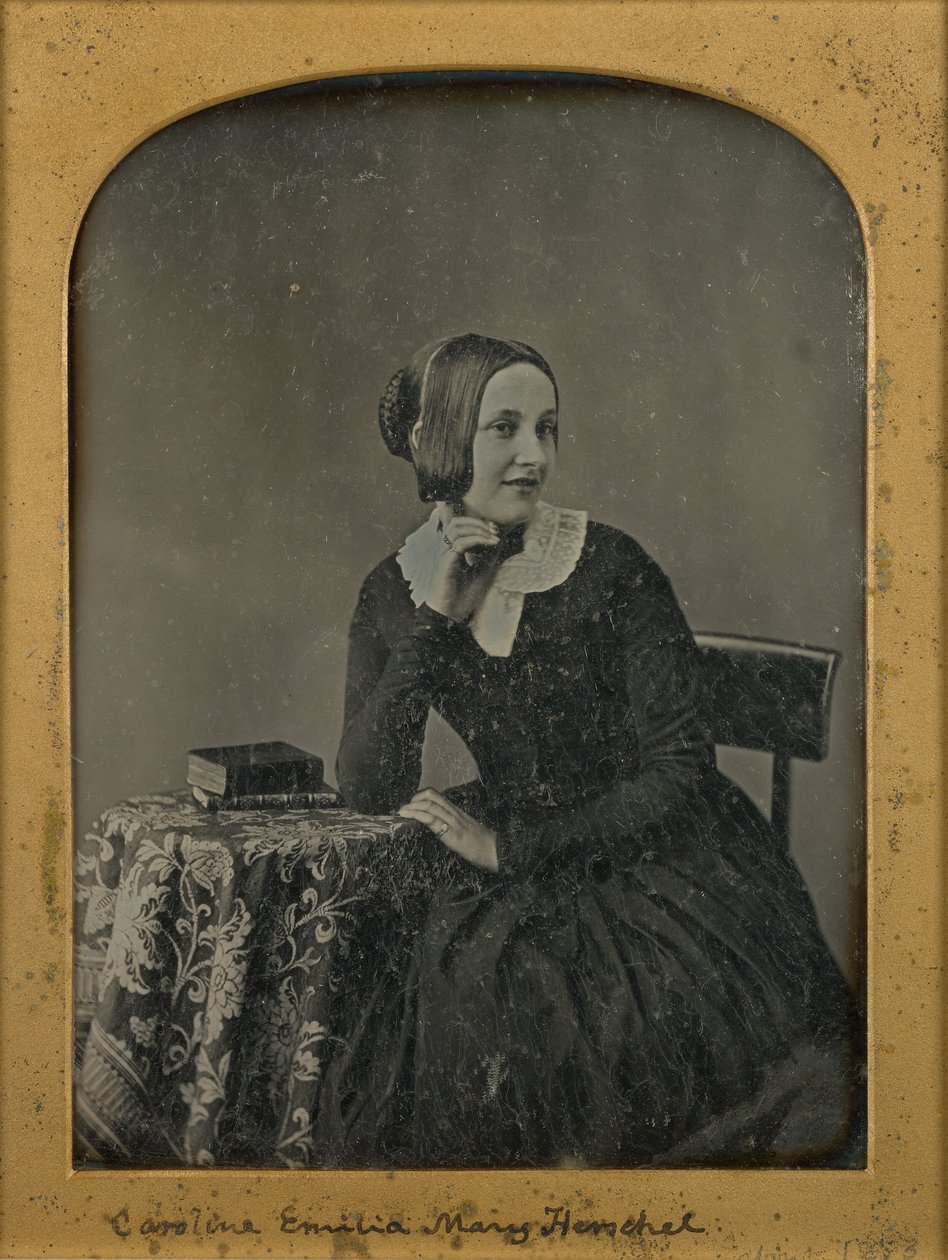 Portret Caroline Emilia Mary Herschel autorstwa John Jabez Edwin Mayall