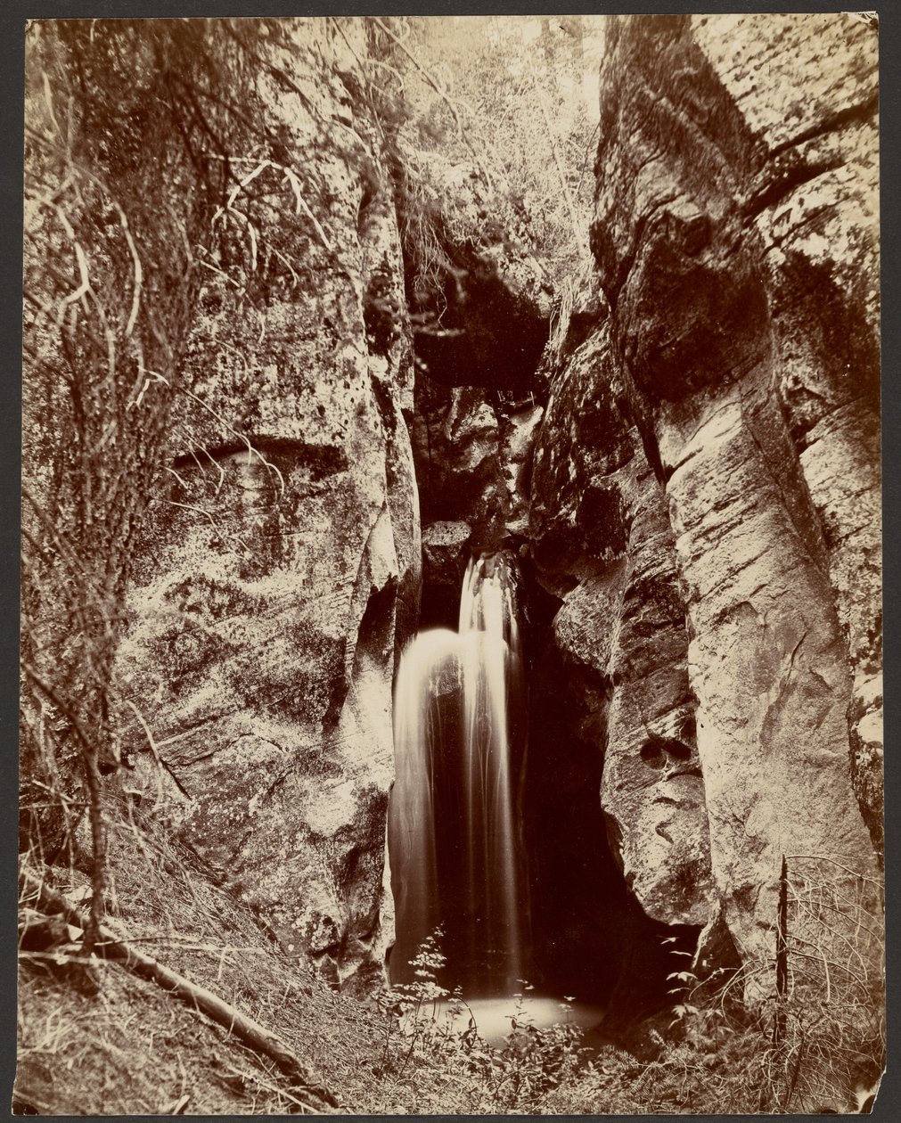 Wodospad, Winslow Creek autorstwa John K. Hillers