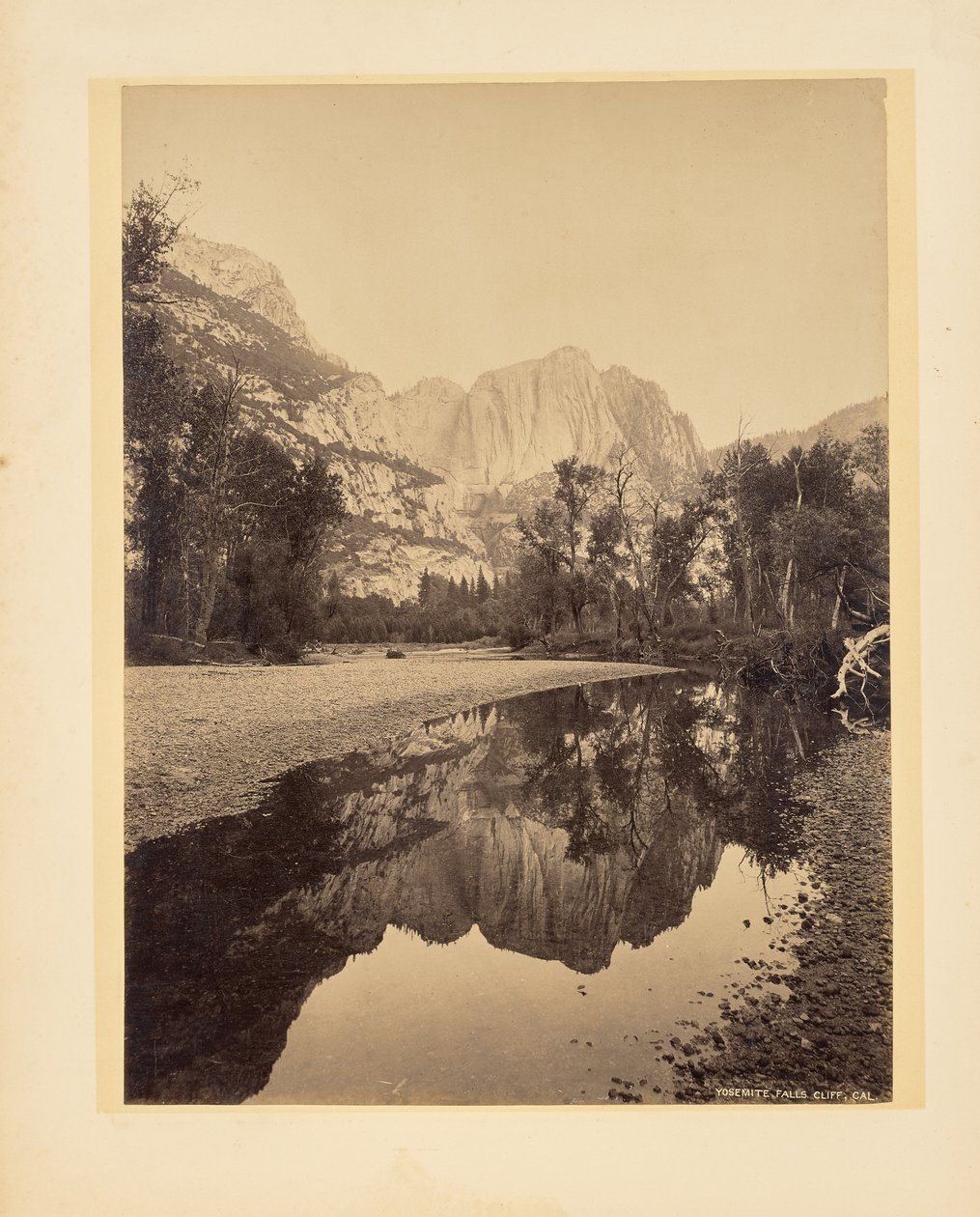Wodospad Yosemite, Cliff, Kalifornia autorstwa John K. Hillers