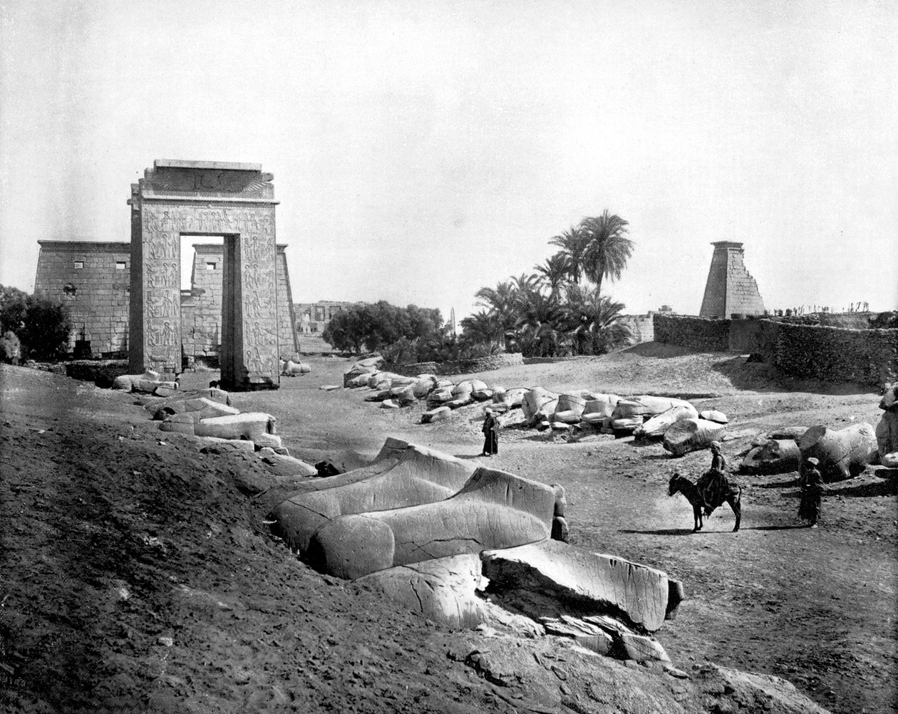 Aleja Sfinksów, Karnak, Egipt, 1893. autorstwa John L. Stoddard