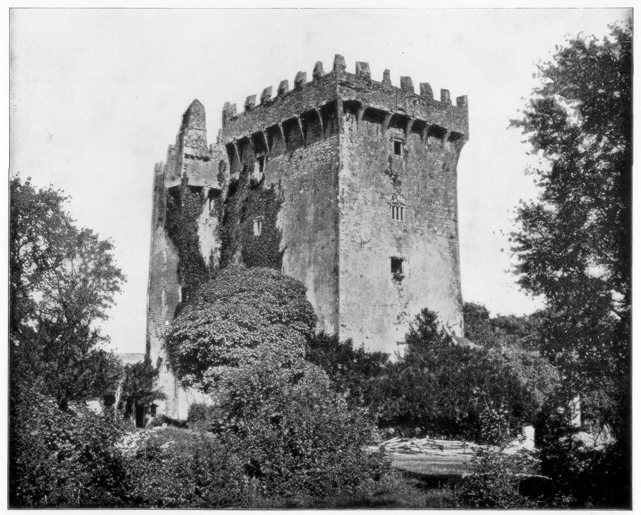 Zamek Blarney, Irlandia, XIX wiek. autorstwa John L. Stoddard