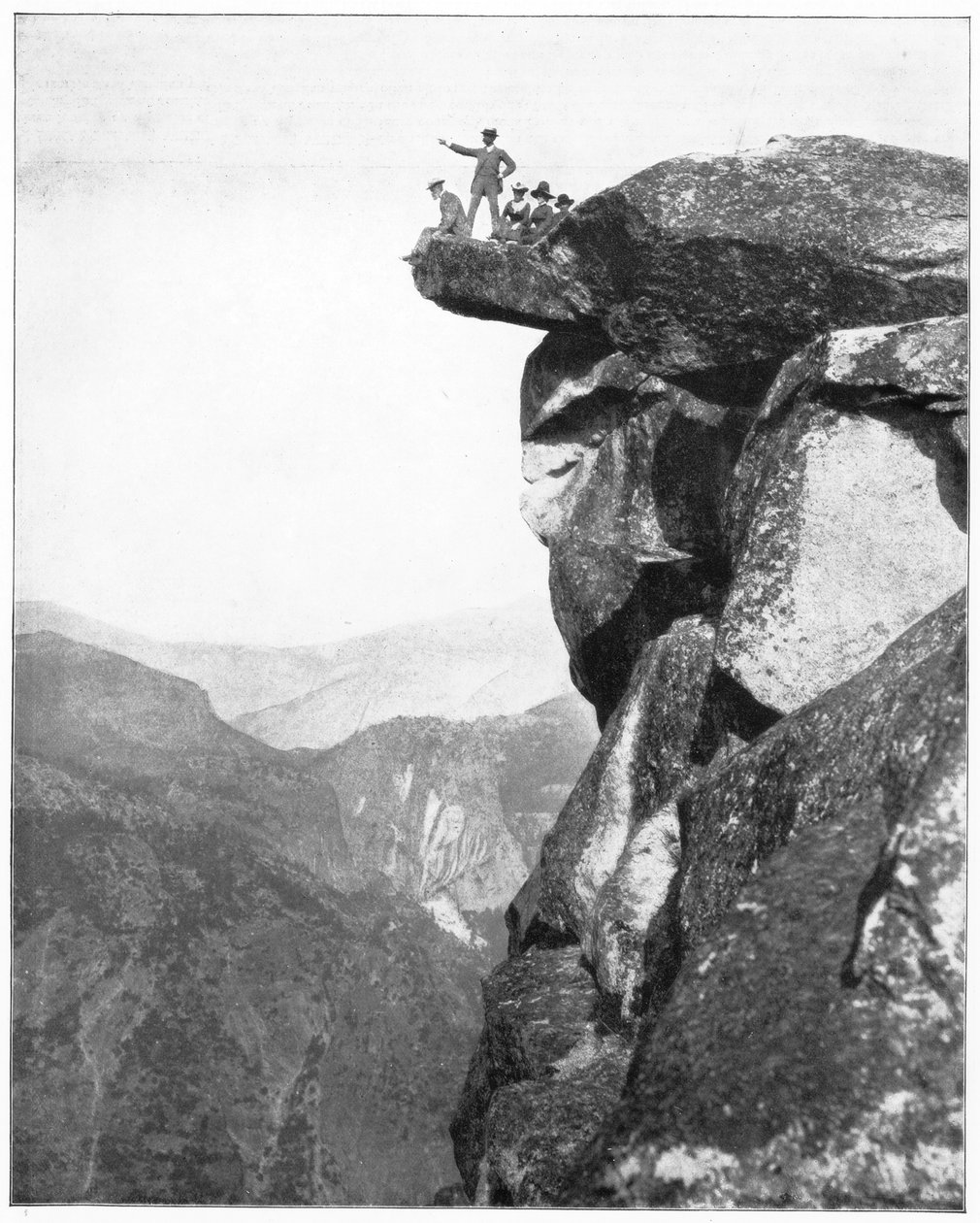 Glacier Point, Yosemite Valley, Kalifornia, USA, koniec XIX wieku. autorstwa John L. Stoddard