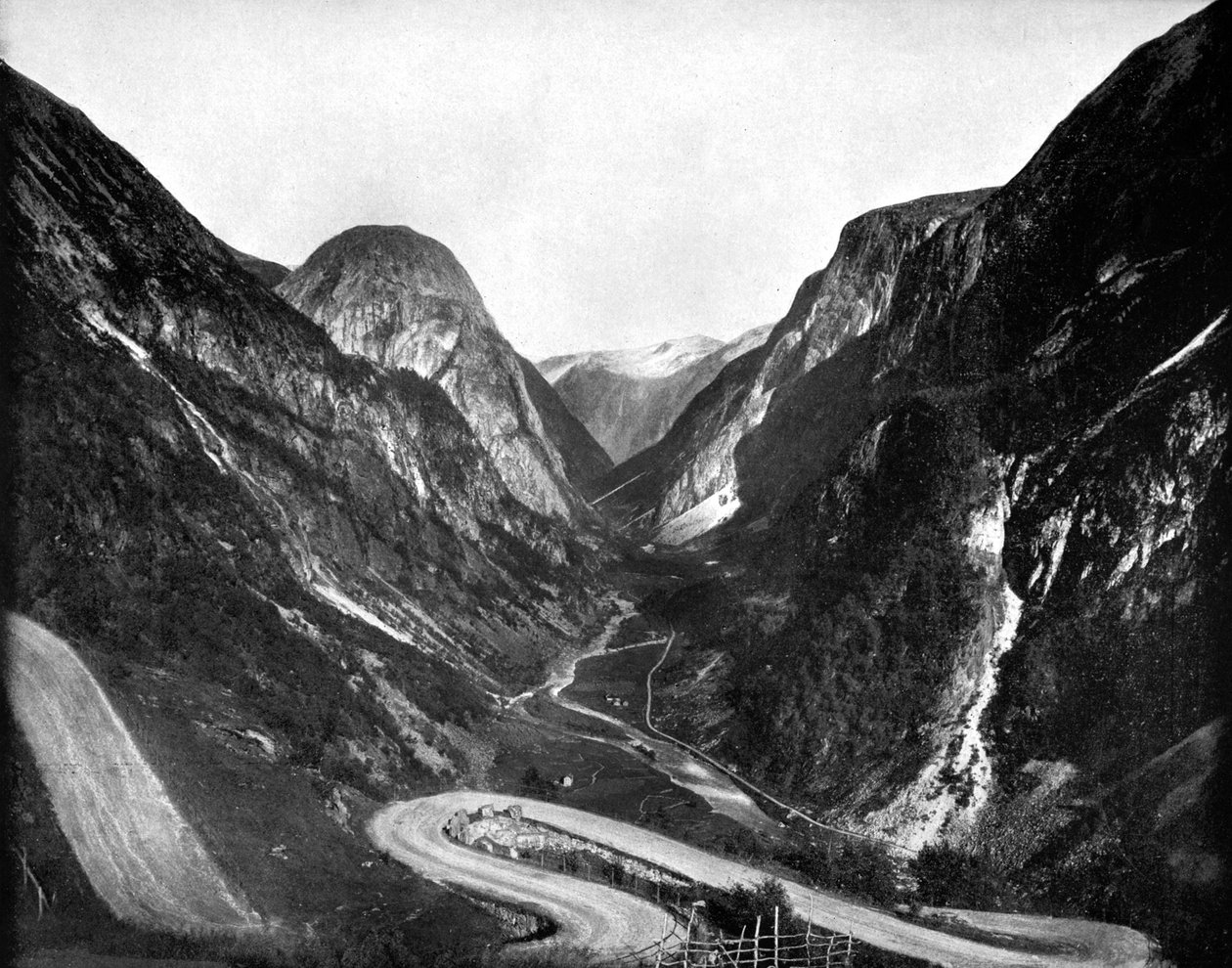 Przełęcz Naerodal, Norwegia, 1893. autorstwa John L. Stoddard
