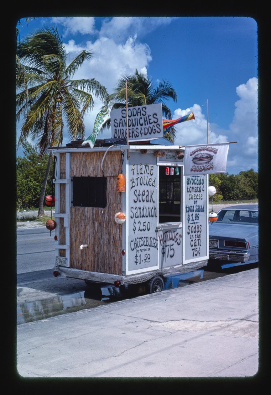Samochód z jedzeniem na plaży, Key West, Floryda, USA autorstwa John Margolies