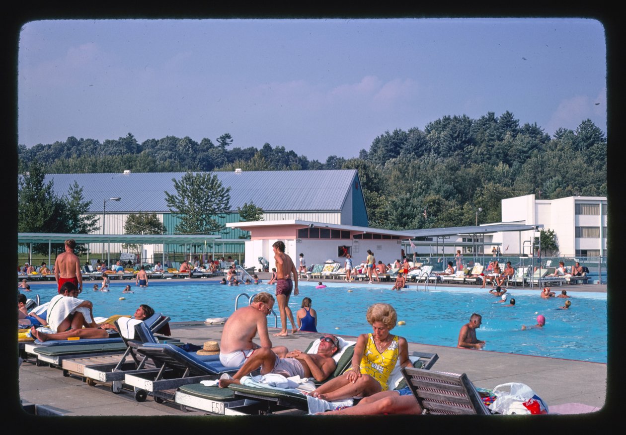 Homowack Hotel  Lodge, Spring Glen, Nowy Jork, USA autorstwa John Margolies