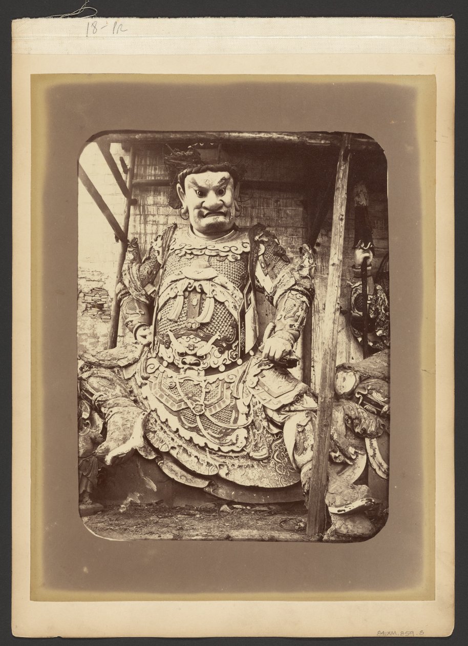 [Statua chińskiej postaci] autorstwa John Thomson