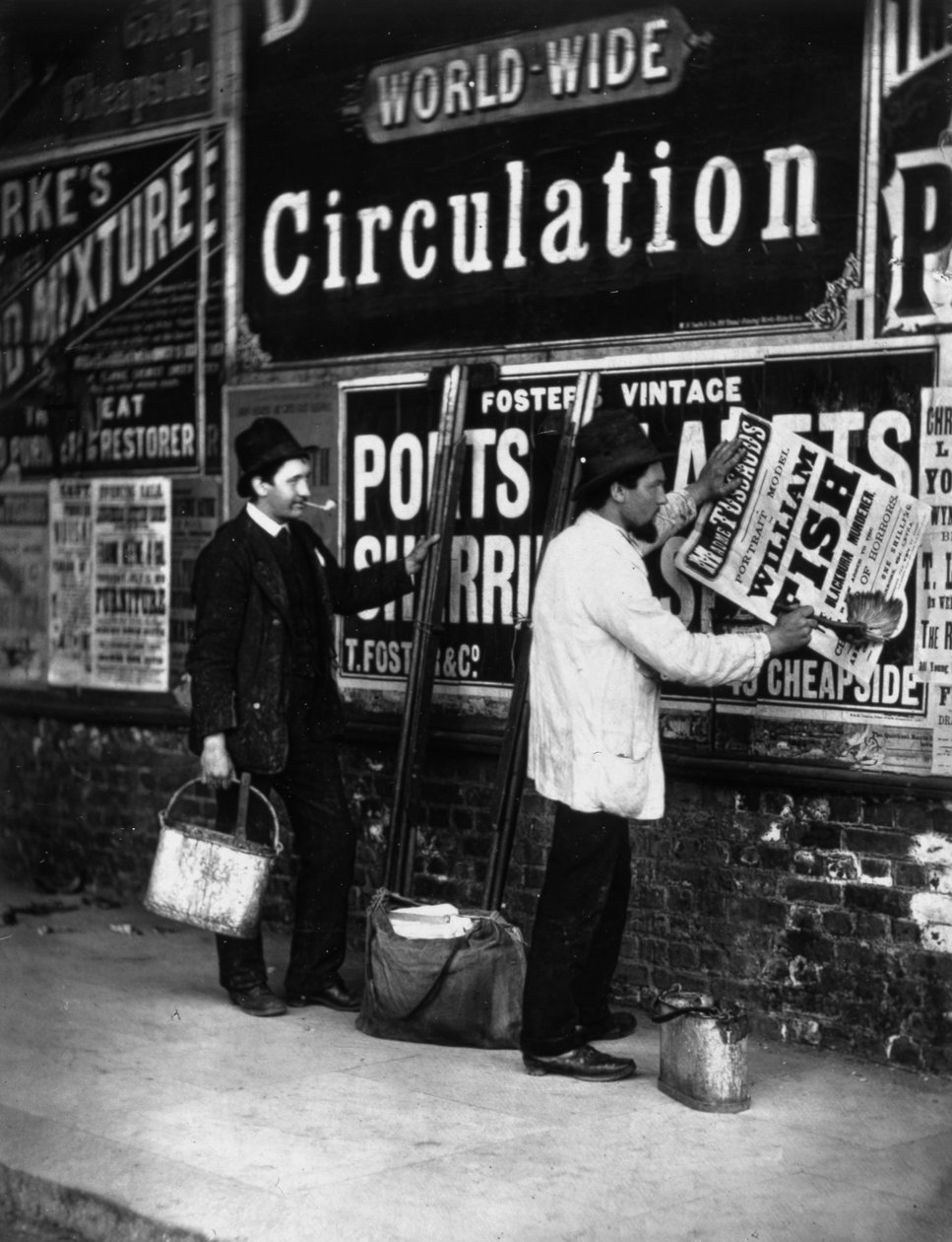 Reklamy uliczne, z „Street Life in London”, J. Thomson i Adolphe Smith autorstwa John Thomson
