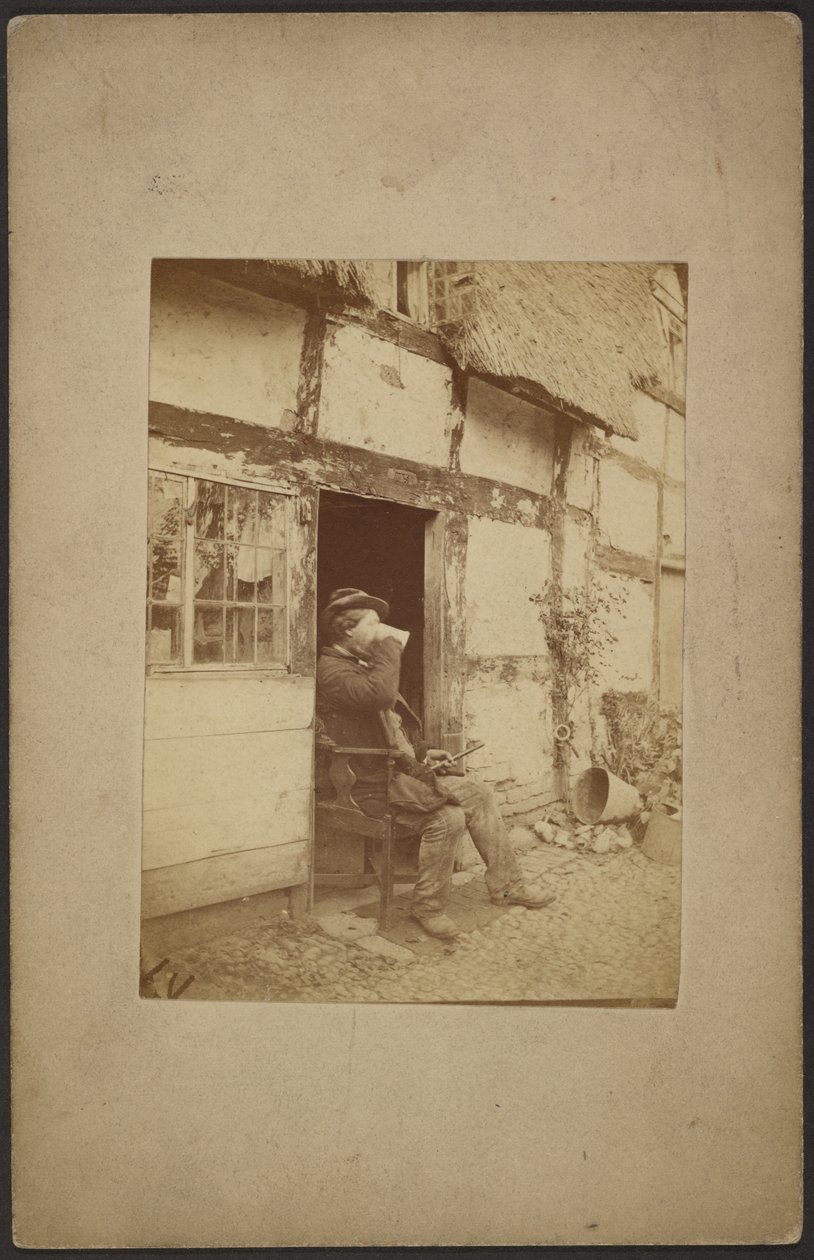 [Siedzący mężczyzna pijący z kubka w otwartych drzwiach] autorstwa John Whistler