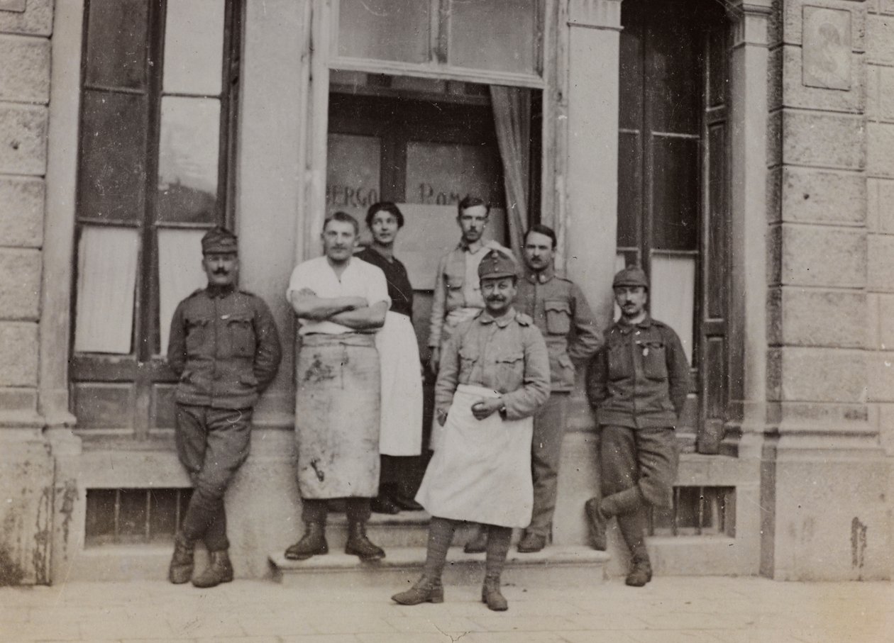 Album "Moja wojna światowa - wspomnienia Frontu Południowo-Zachodniego w Karyntii, Włochy, Trentino-Alto Adige) 31.03.1915-12.11.1918 - Josef Zohles Vienna": portret zbiorowy przed autorstwa Josef Zohles