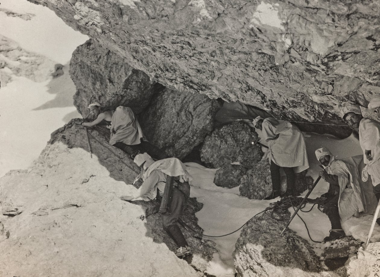 Album "Moja wojna światowa - wspomnienia Frontu Południowo-Zachodniego w Karyntii, Włochy, Trentino-Alto Adige) 31.03.1915-12.11.1918 - Josef Zohles Wiedeń": bunkier wojskowy na górze autorstwa Josef Zohles
