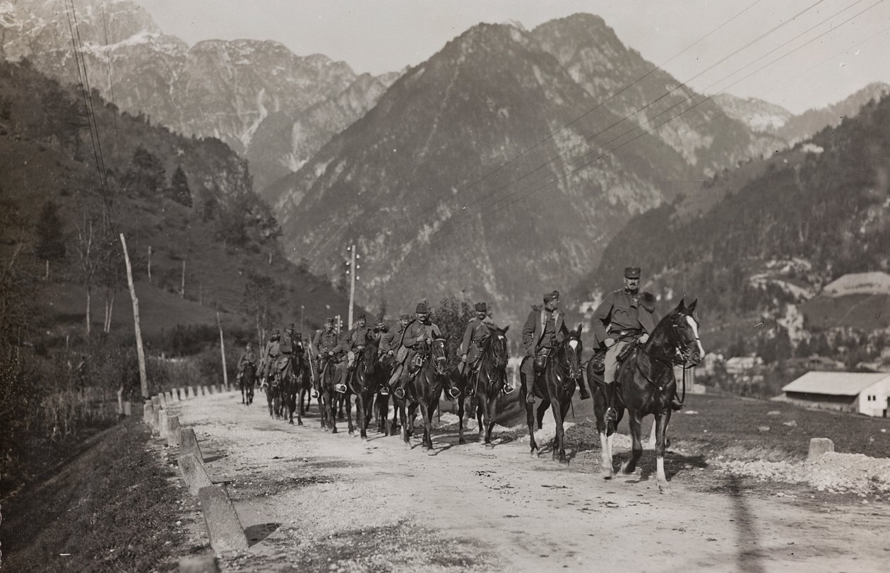 Album "Moja wojna światowa - wspomnienia Frontu Południowo-Zachodniego w Karyntii, Włochy, Trentino-Alto Adige) 31.03.1915-12.11.1918 - Josef Zohles Wien": żołnierze kawalerii (b/ autorstwa Josef Zohles