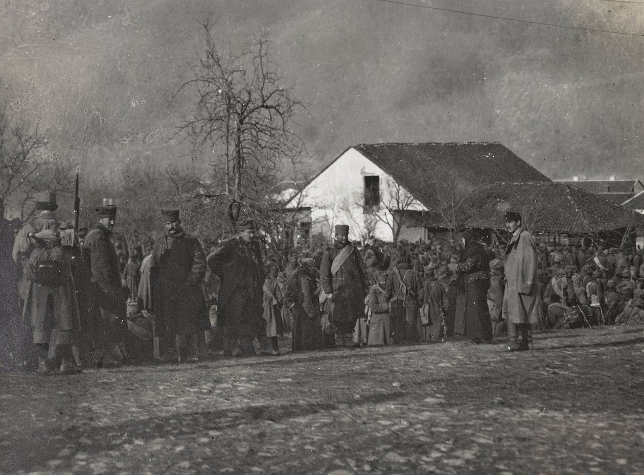 Album "Moja wojna światowa - wspomnienia Frontu Południowo-Zachodniego w Karyntii, Włochy, Trentino-Górna Adyga) 31.03.1915-12.11.1918 - Josef Zohles Wiedeń": więźniowie (b/w foto) autorstwa Josef Zohles