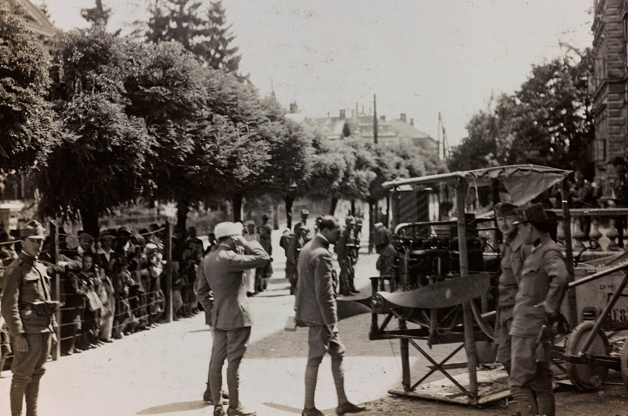 Album "Moja wojna światowa - wspomnienia Frontu Południowo-Zachodniego w Karyntii, Włochy, Trentino-Alto Adige) 31.03.1915-12.11.1918 - Josef Zohles Wien": żołnierze austriaccy (b/w fot. autorstwa Josef Zohles