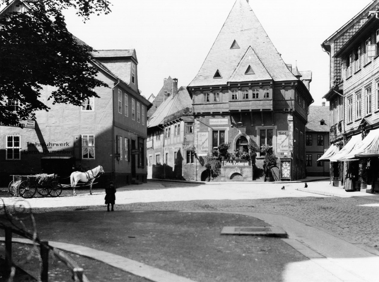 Stary Hotel na Rynku, Goslar, ok.1910 autorstwa Jousset