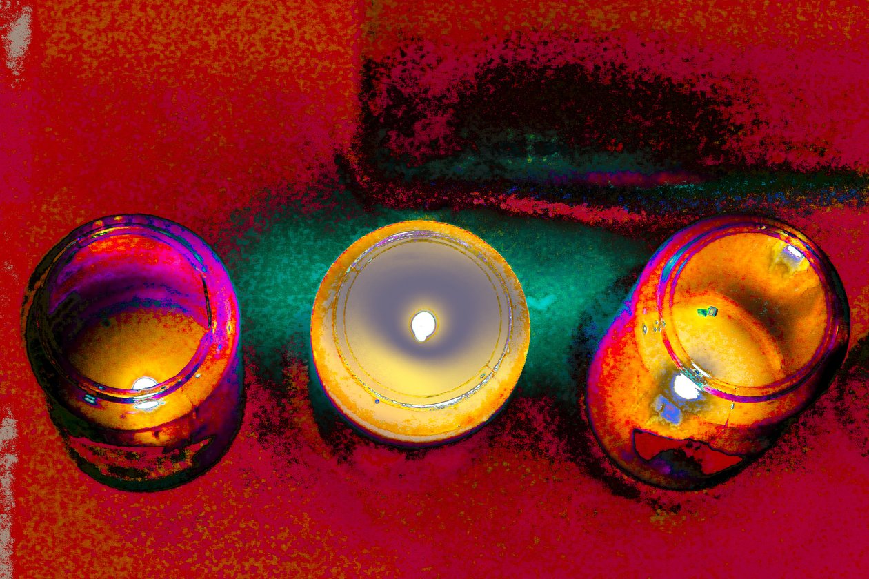 Soft Glow, z serii Votive Candles, 2015 (zdjęcie) autorstwa Joy Lions