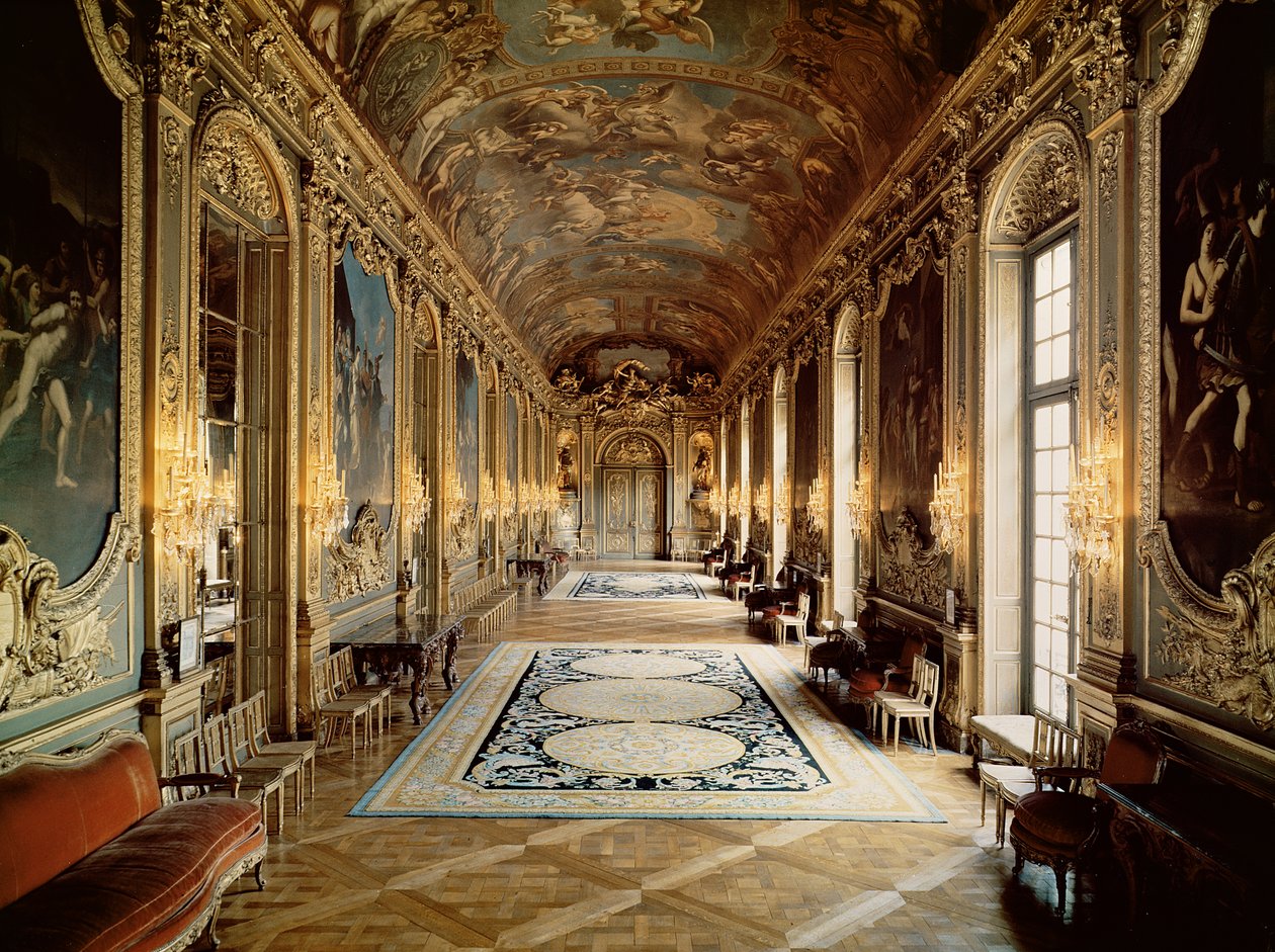 Widok na Galerię Doree w Hotelu de Toulouse, ok. 1720 r. autorstwa Jules Hardouin Mansart