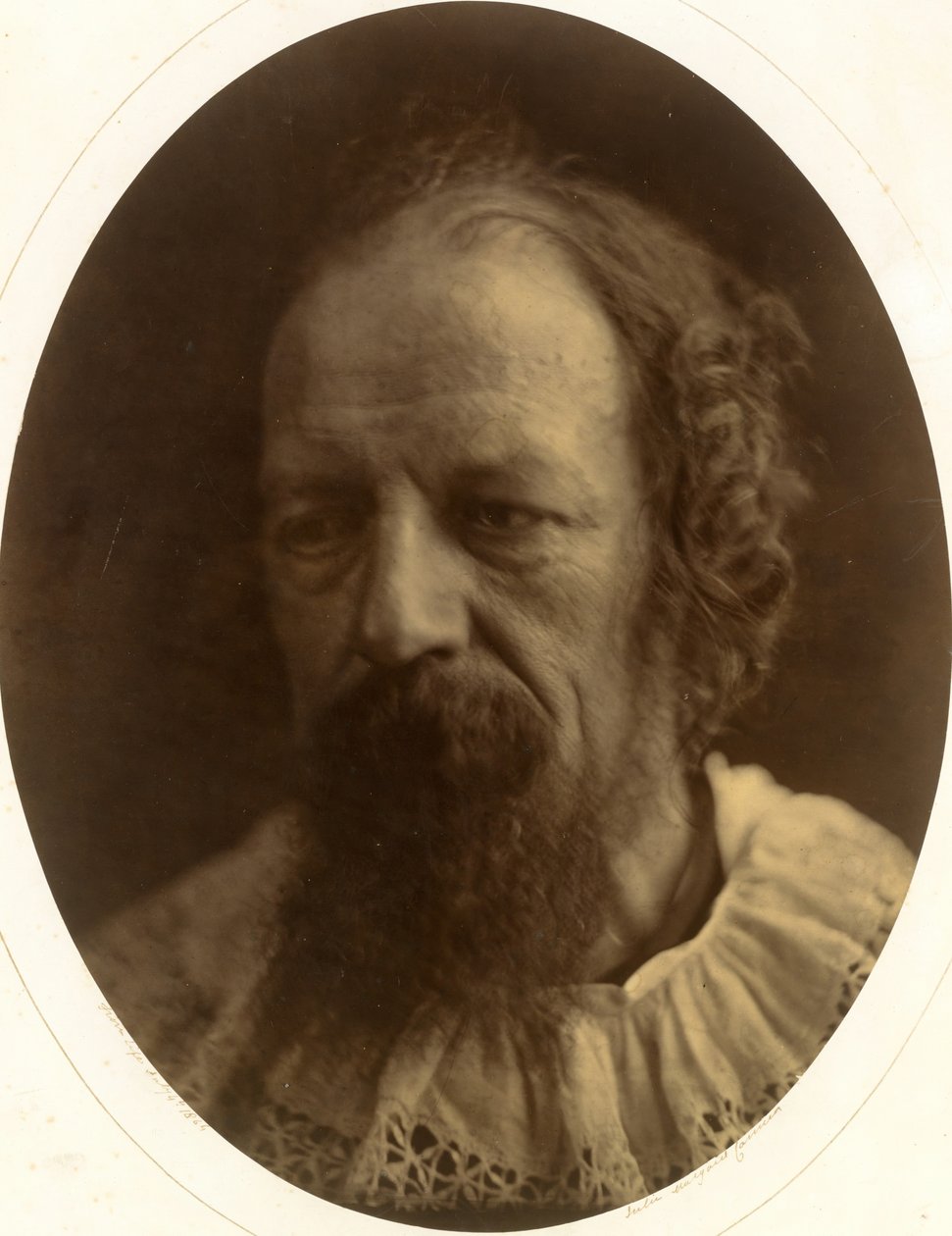 Alfred, Lord Tennyson, 4 lipca 1866 r. autorstwa Julia Margaret Cameron