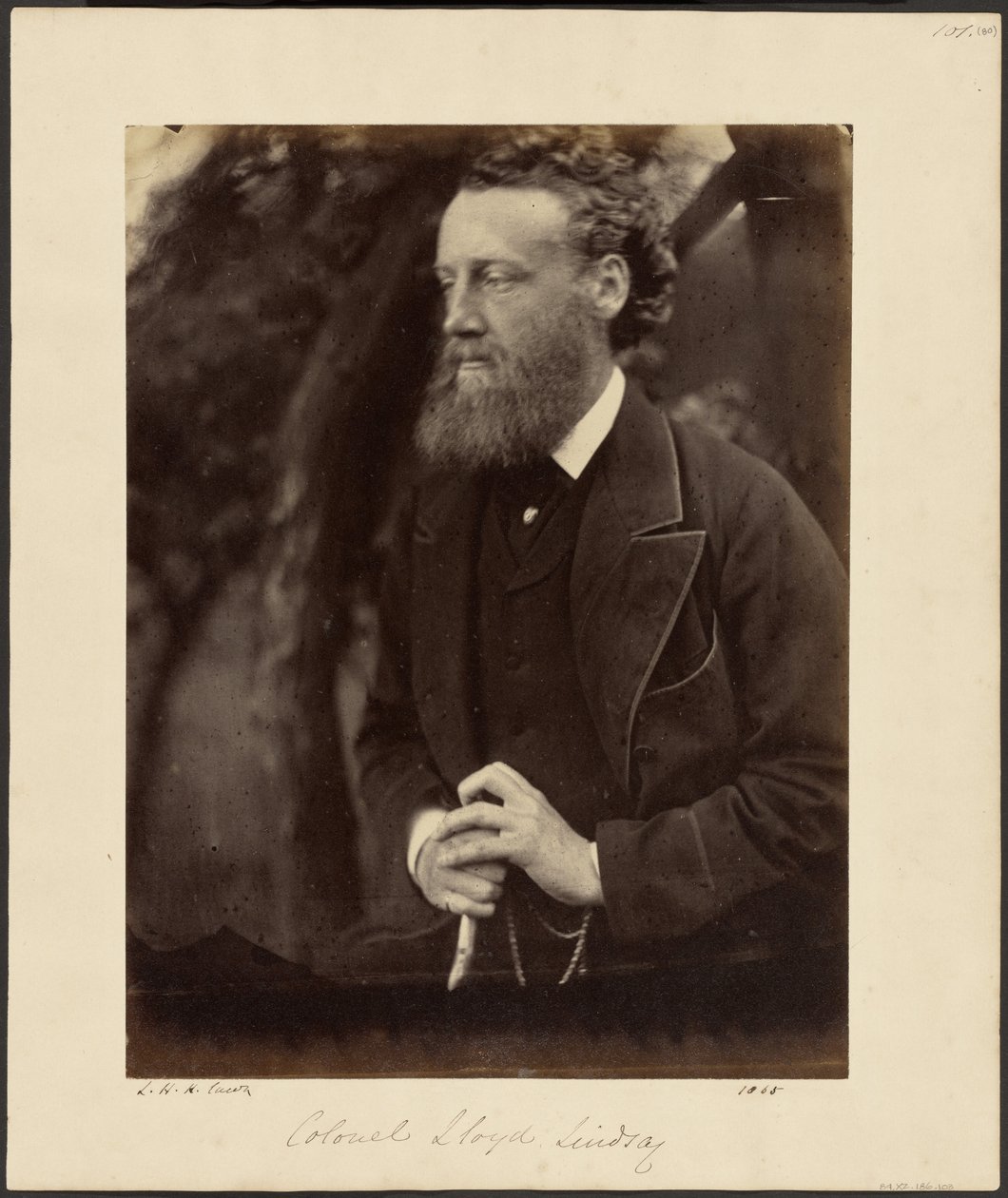 Pułkownik Lloyd Lindsay autorstwa Julia Margaret Cameron