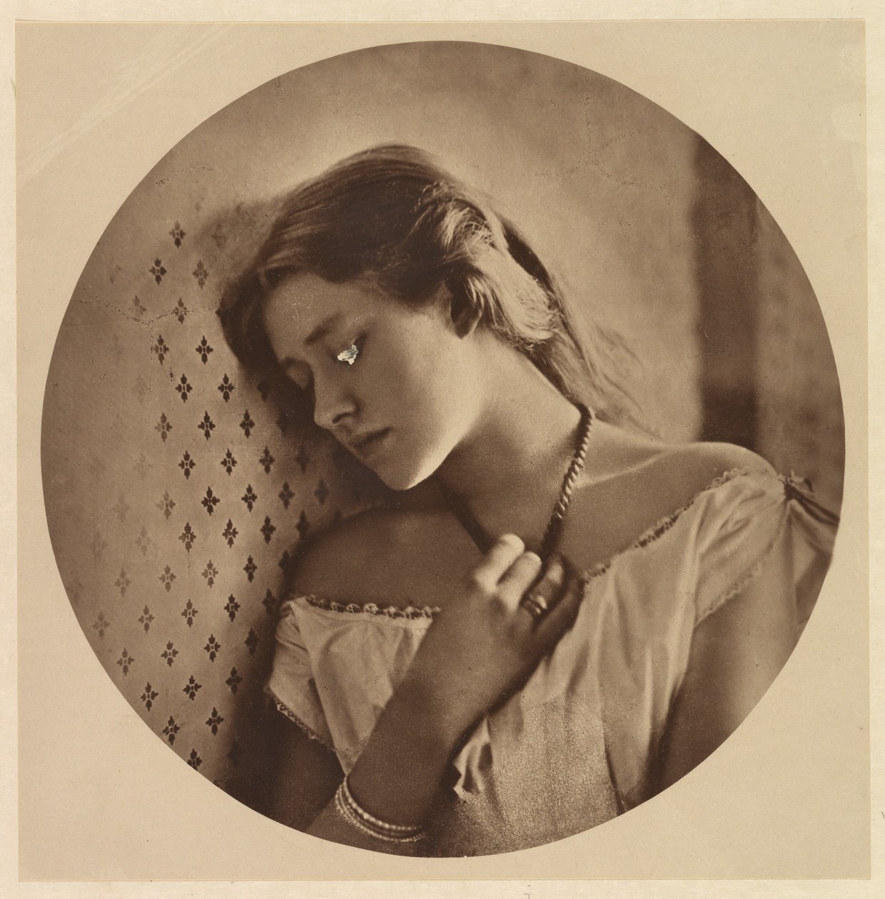 Ellen Terry, w wieku szesnastu lat autorstwa Julia Margaret Cameron