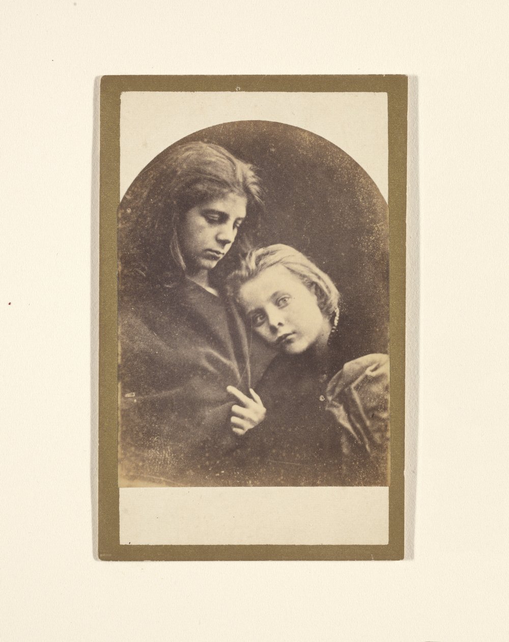 [Dwoje dzieci] autorstwa Julia Margaret Cameron