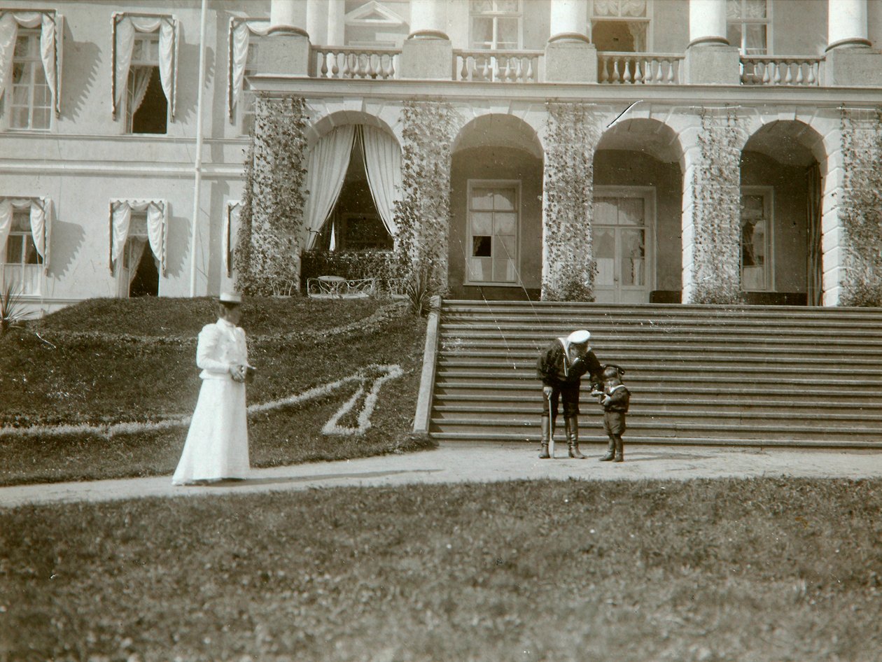 Caryca Aleksandra Fiodorowna z carewiczem Aleksiejem z Rosji, c1907-c1910. autorstwa K. von Hahn