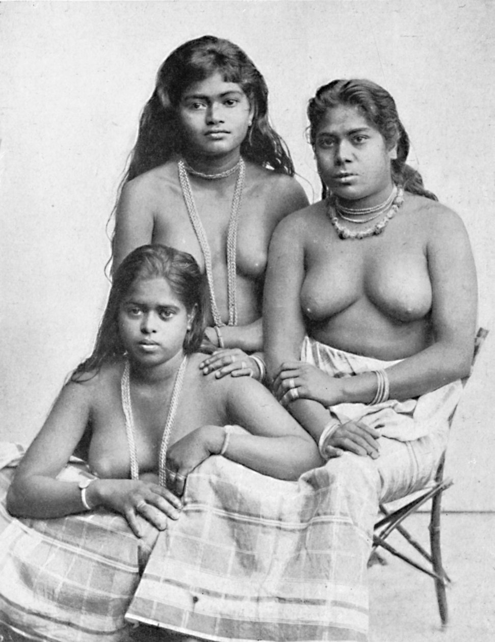 Trzy Tamilki z Dekanu, 1902 autorstwa Karl Hagenbeck