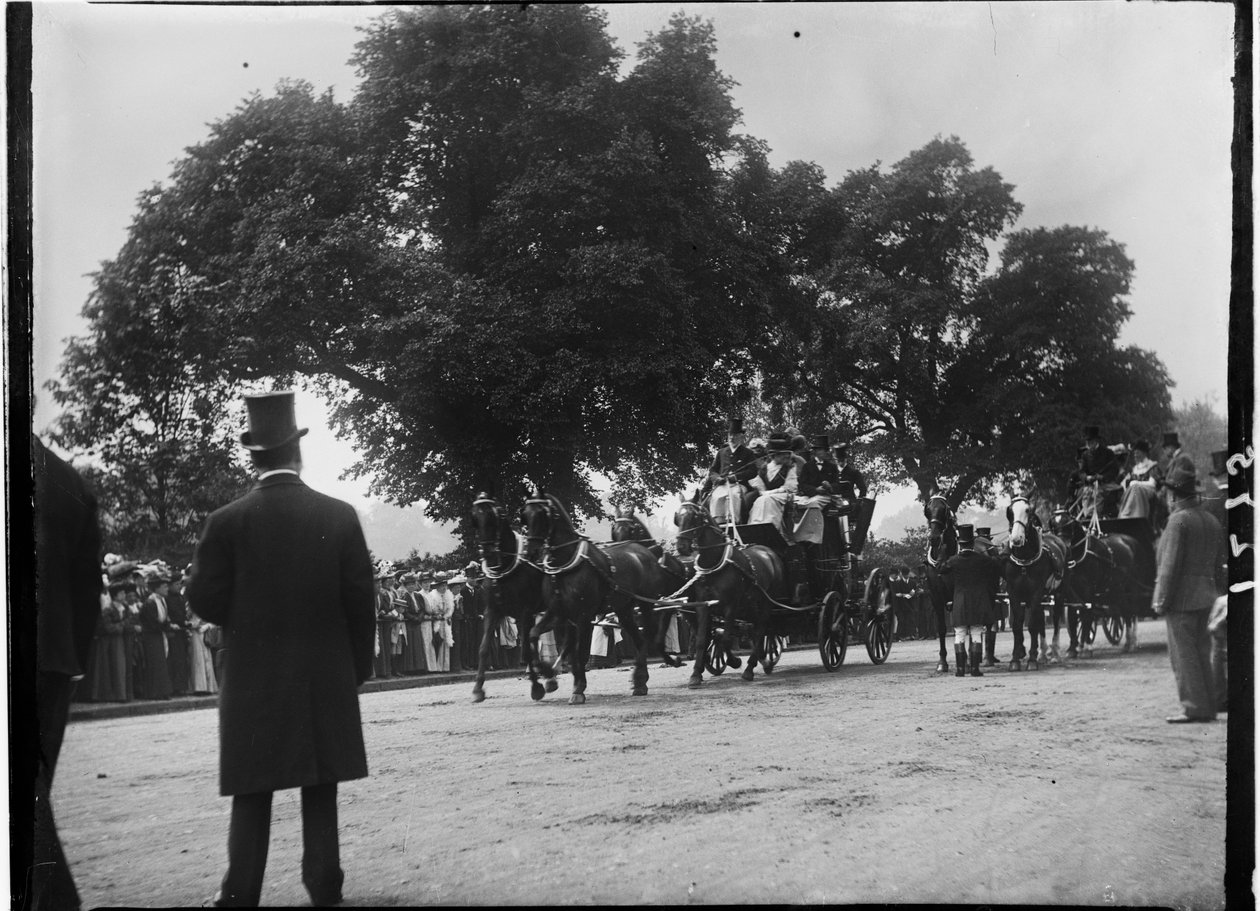 Hyde Park, City Of Westminster, Londyn, 01.06.1907 (czarno-białe zdjęcie) autorstwa Katherine Jean Macfee
