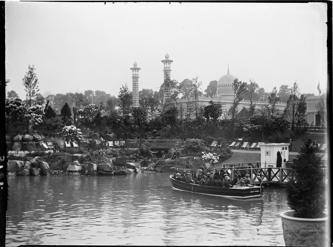 Wembley Park, Wembley Park, Brent, Wielki Londyn, 06.05.1924 (czarno-białe zdjęcie) autorstwa Katherine Jean Macfee