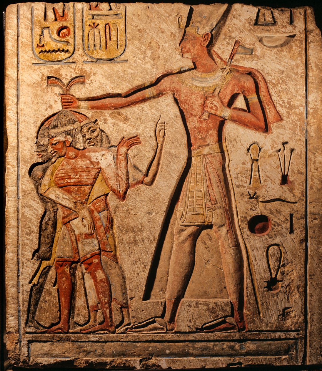Egipt; Amarna; Faraonowie Słońca; mm6714; Archeologia; Muzeum Egipskie, Ramzes..., 2001 (zdjęcie) autorstwa Kenneth Garrett