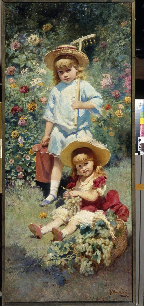 Portrety dzieci artysty. (Portret dzieci artysty). Reprezentowany latem w kwietnym ogrodzie, najstarszy nosi grabie i konewkę, młodszy siedzi na trawie, obok kosza pełnego kiści winogron. Malarstwo Konst autorstwa Konstantin Egorovich Makovsky