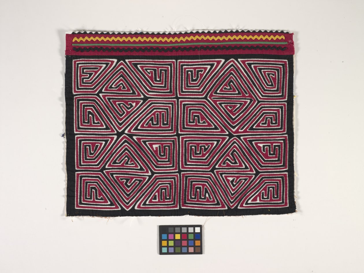 Panel koszuli (Mola) (zdjęcie) autorstwa Kuna Indian Culture
