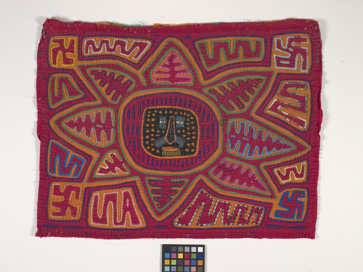 Panel koszuli (Mola) (zdjęcie) autorstwa Kuna Indian Culture