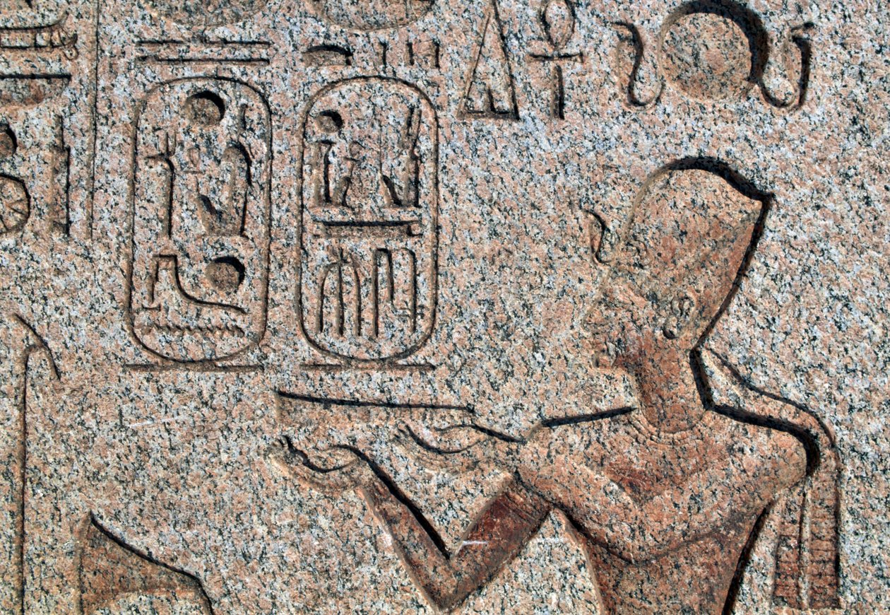 Obelisk z płaskorzeźbami i inskrypcjami Ramzesa II, Wielka Świątynia Amona, Tanis, Egipt, cywilizacja egipska, Nowe Państwo, XIX dynastia autorstwa Amadeo (after) Modigliani