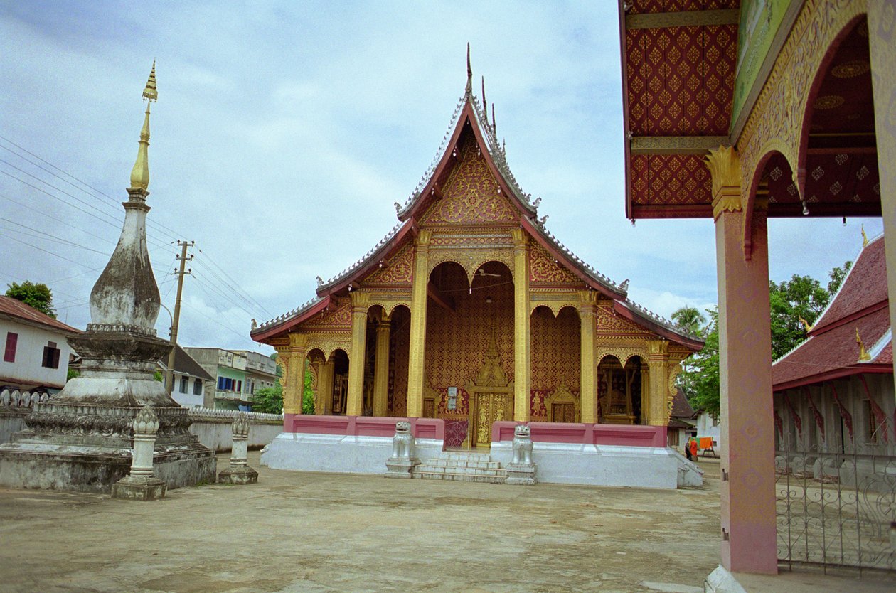 Wat Mai autorstwa School Laotian