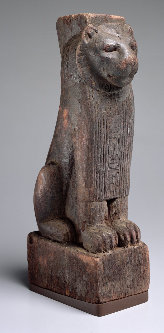 Lew siedzący na podstawie z inskrypcją króla Aspelty, z Sudanu, okres Napatan, ok. 590 pne (drewno) autorstwa Late Period Egyptian